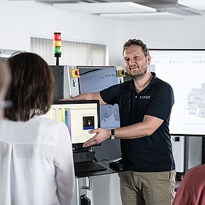 Viscom 服务,培训